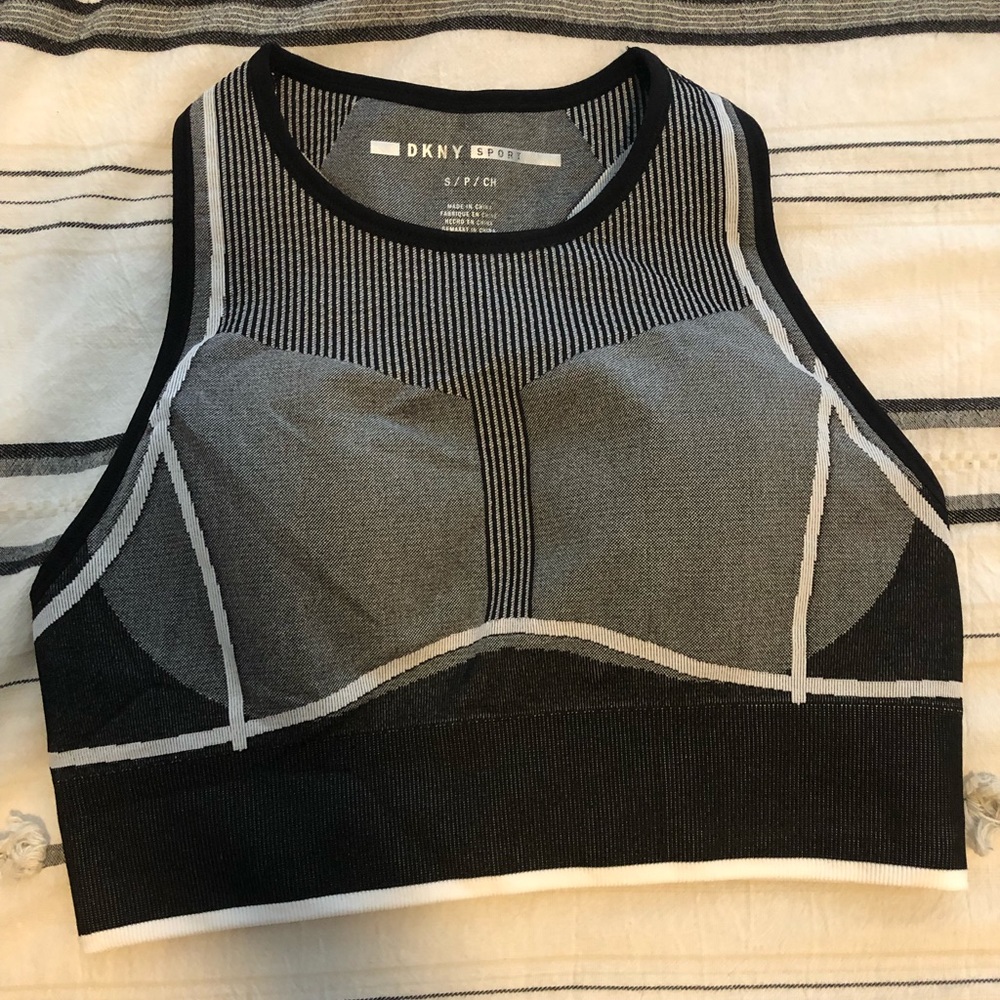DKNY Sports bra/crop